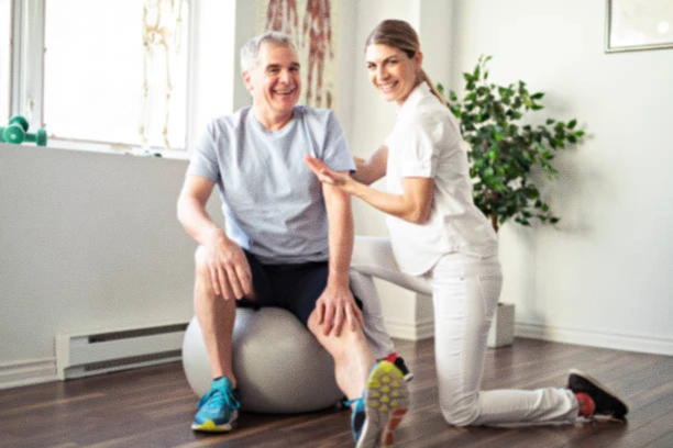 Clínica de fisioterapia para idosos
